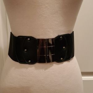 Black elastic stretch belt